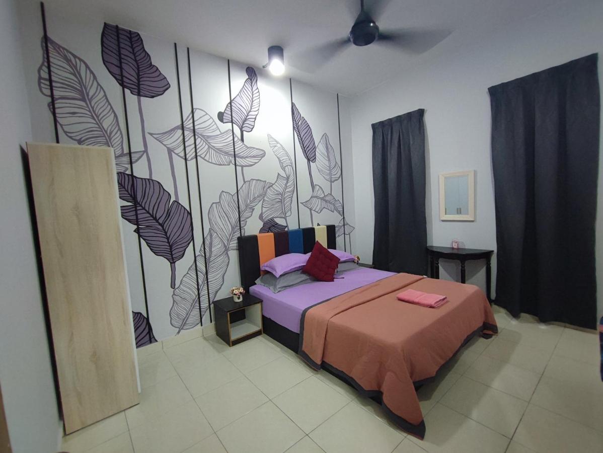 Homestay Semenyih 3 Bedroom Apartment By Kasyaf Экстерьер фото