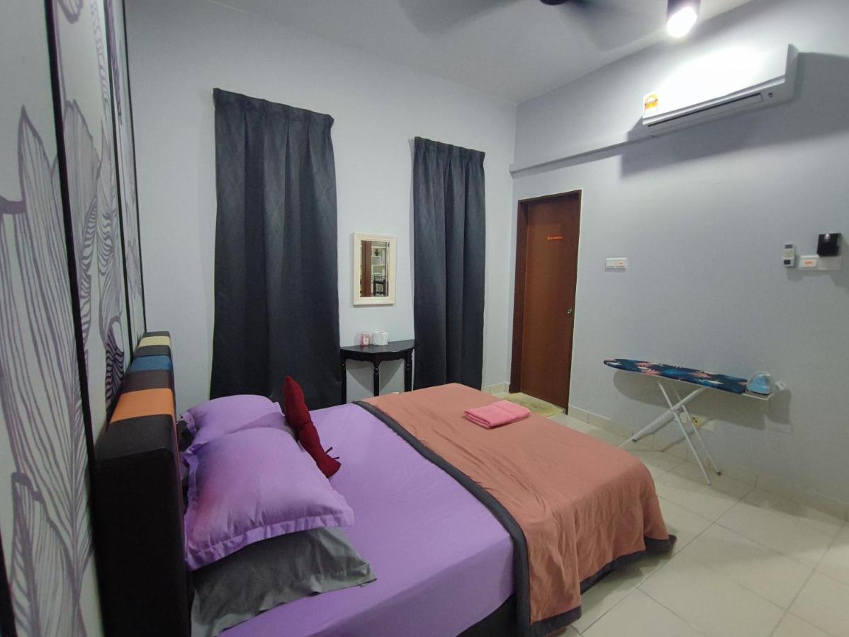 Homestay Semenyih 3 Bedroom Apartment By Kasyaf Экстерьер фото