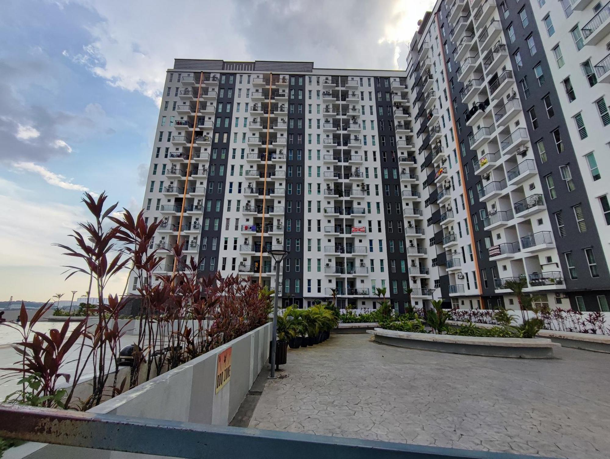 Homestay Semenyih 3 Bedroom Apartment By Kasyaf Экстерьер фото